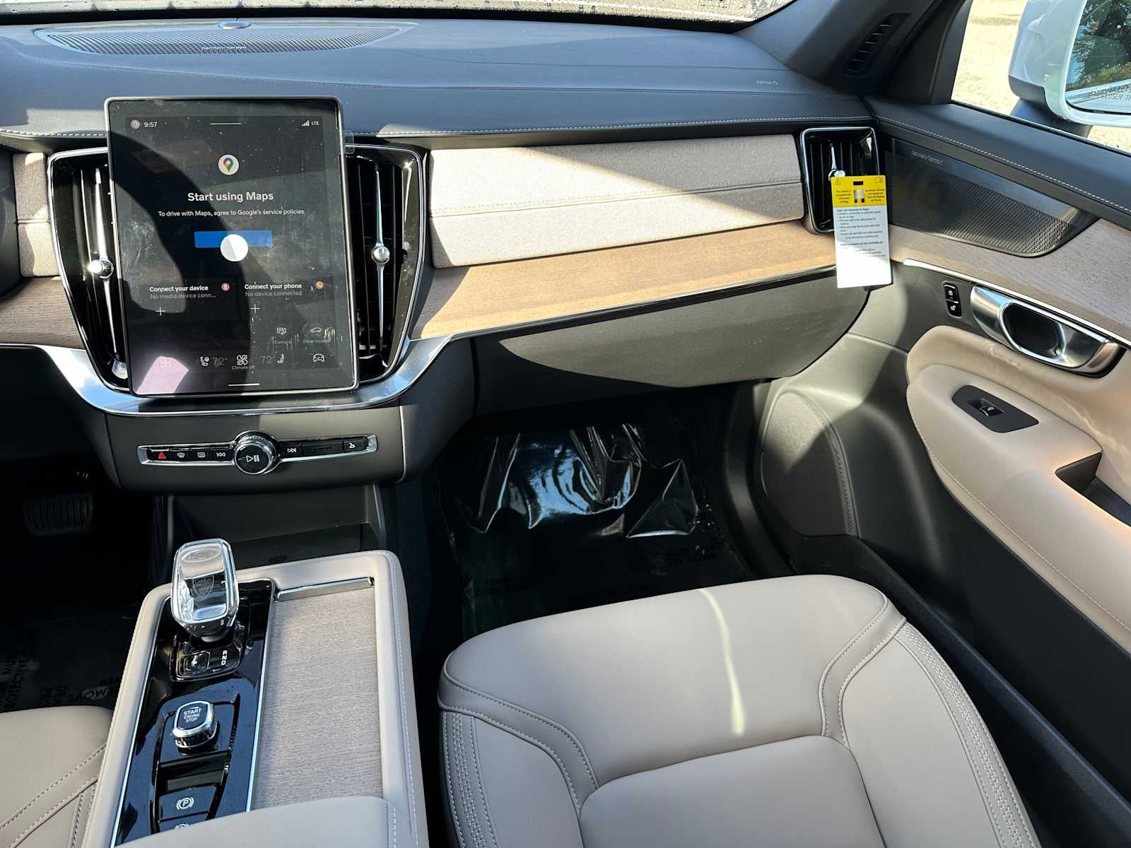 2026 Volvo XC90 Plug-In Hybrid Plus