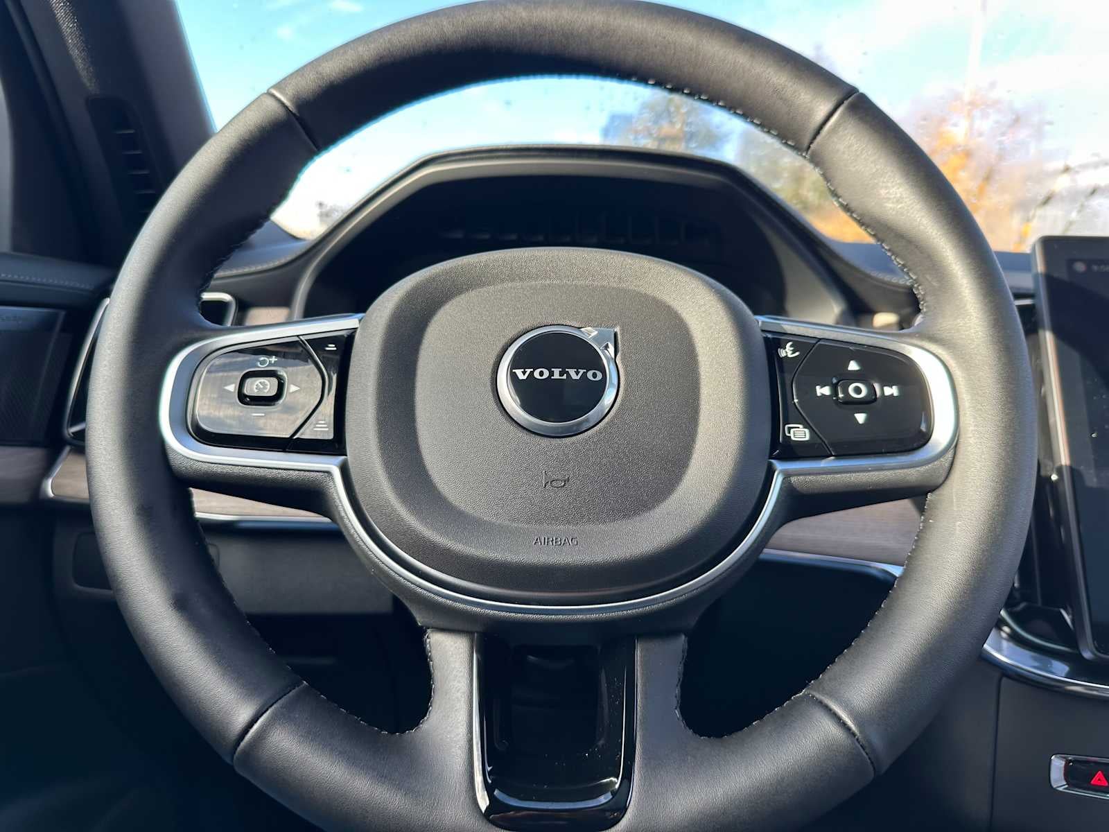 2026 Volvo XC90 Plug-In Hybrid Plus