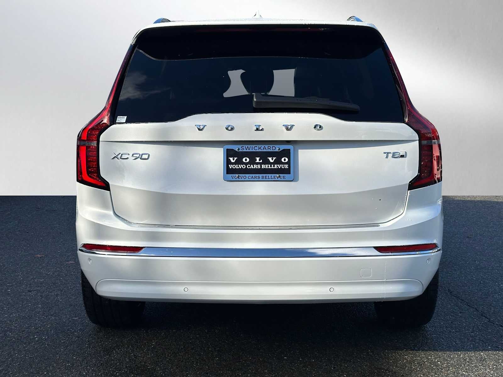 2026 Volvo XC90 Plug-In Hybrid Plus