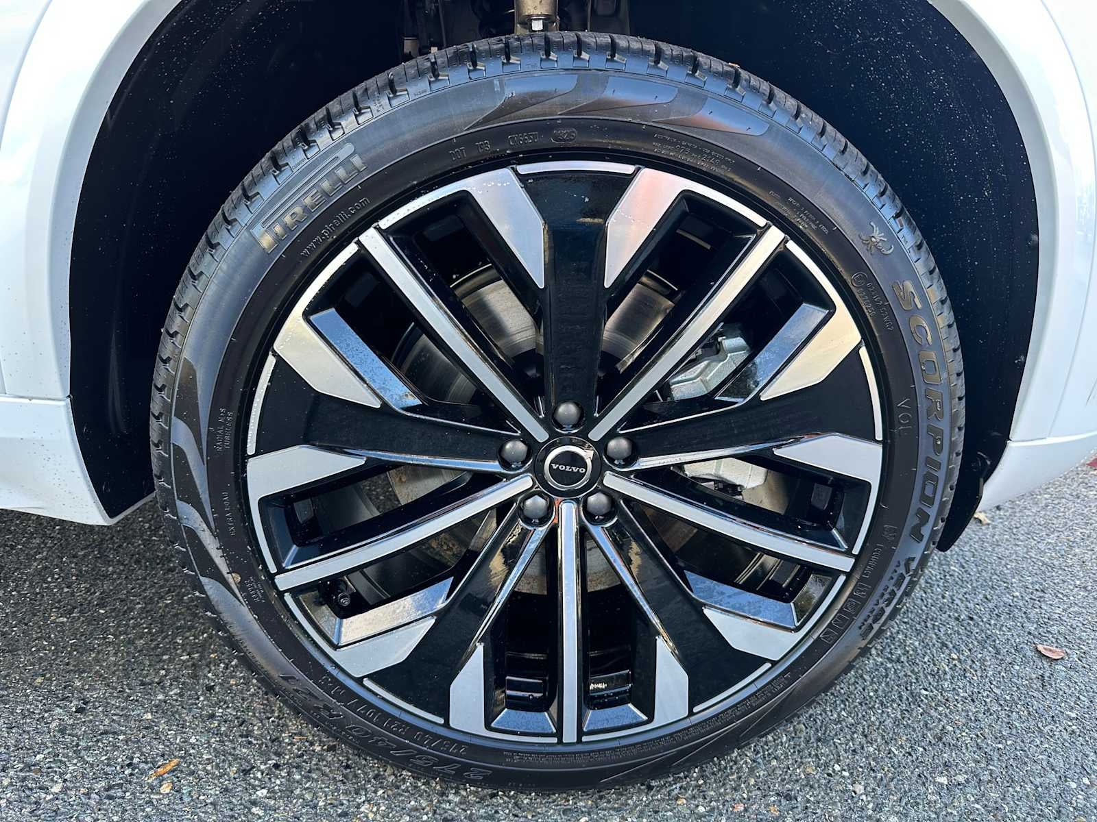 2026 Volvo XC90 Plug-In Hybrid Plus