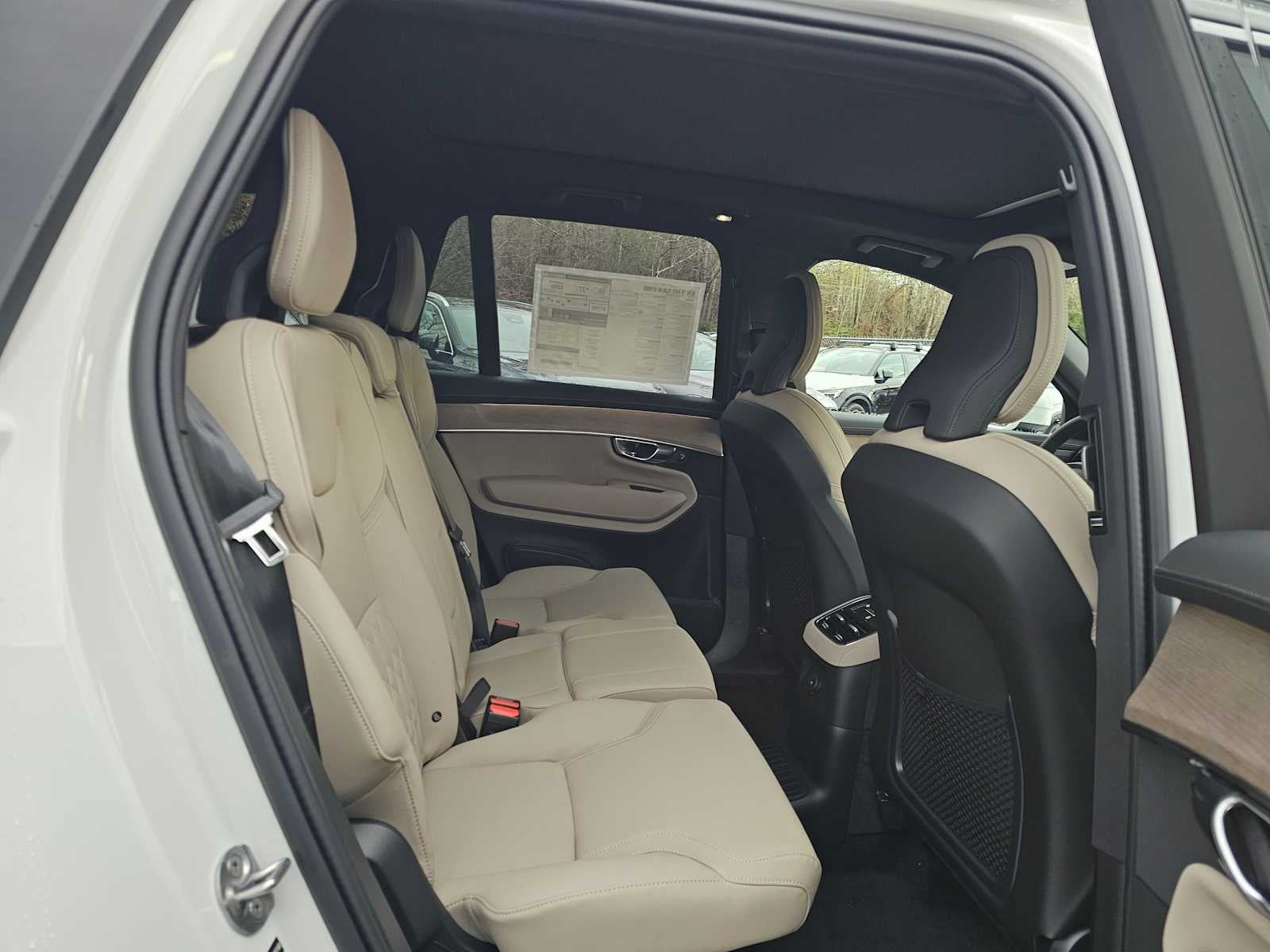 2026 Volvo XC90 Plug-In Hybrid Plus