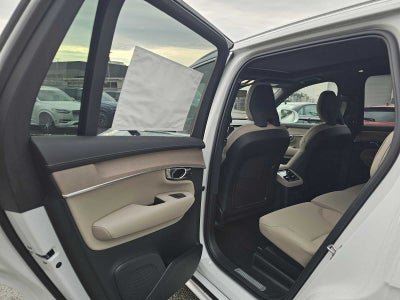 2026 Volvo XC90 Plug-In Hybrid Plus