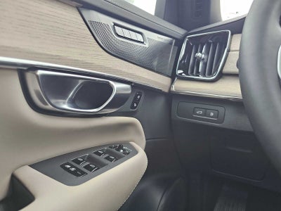 2026 Volvo XC90 Plug-In Hybrid Plus