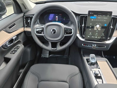 2026 Volvo XC90 Plug-In Hybrid Plus