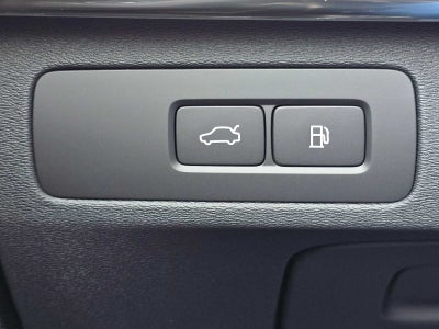 2026 Volvo XC90 Plug-In Hybrid Plus
