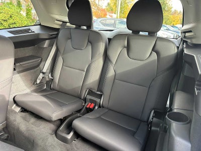 2026 Volvo XC90 Plug-In Hybrid Plus