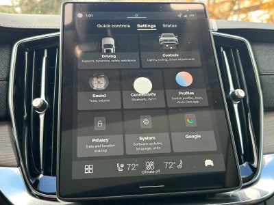 2026 Volvo XC90 Plug-In Hybrid Plus