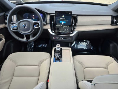 2026 Volvo XC90 Plug-In Hybrid Plus