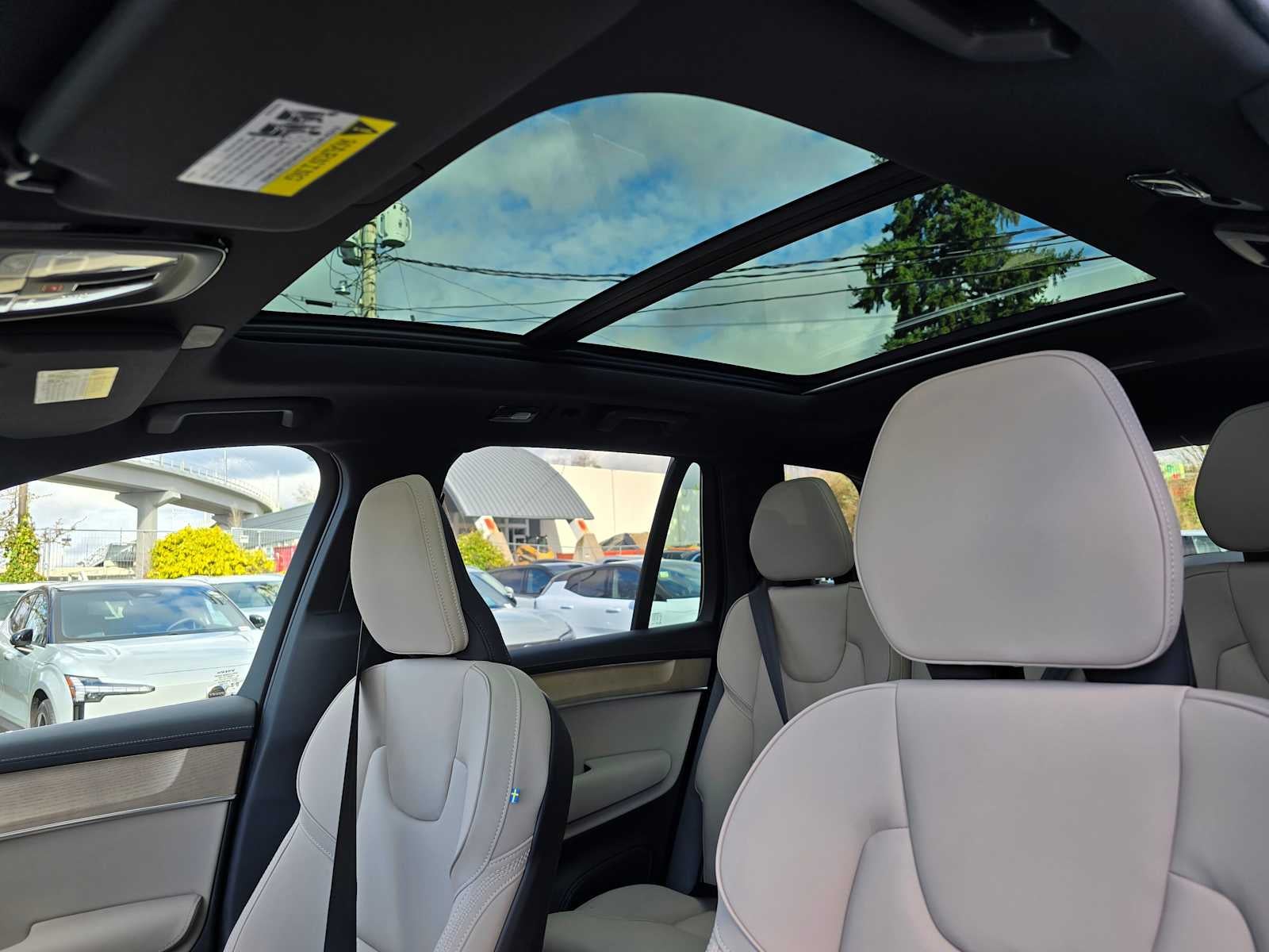 2026 Volvo XC90 Plug-In Hybrid Plus
