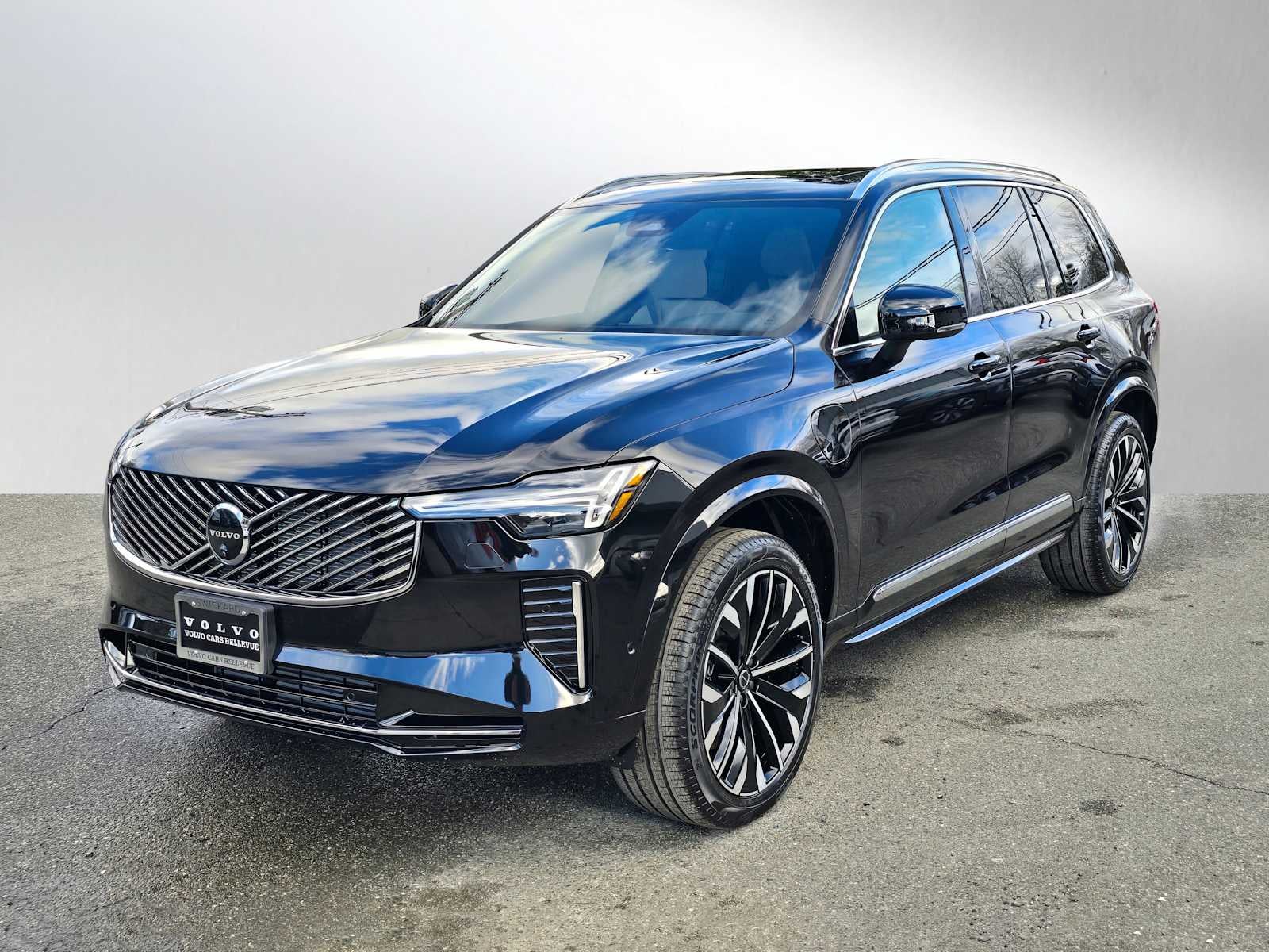 2026 Volvo XC90 Plug-In Hybrid Plus