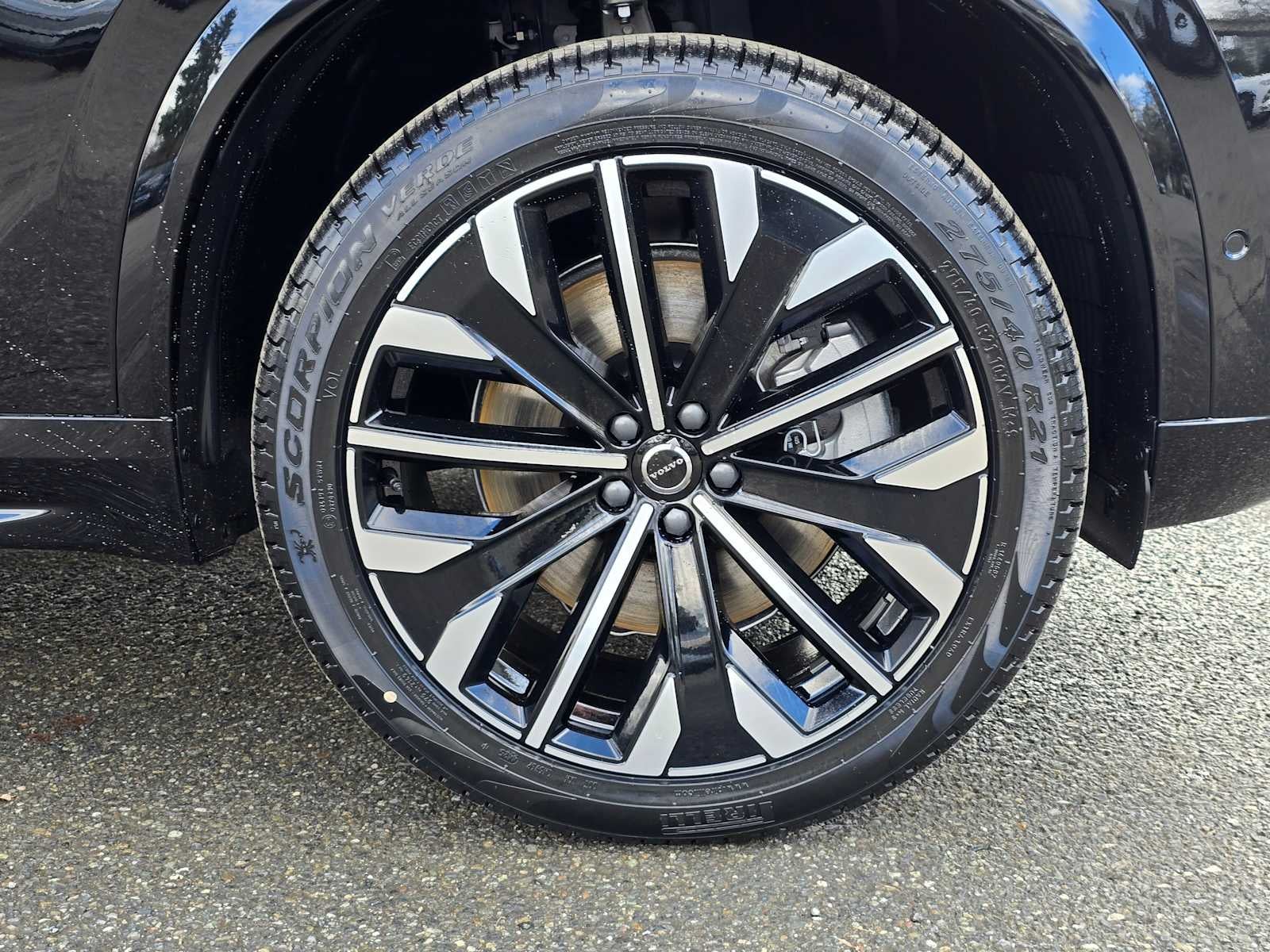 2026 Volvo XC90 Plug-In Hybrid Plus