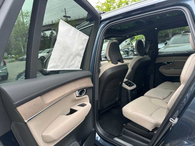2026 Volvo XC90 Plug-In Hybrid Plus