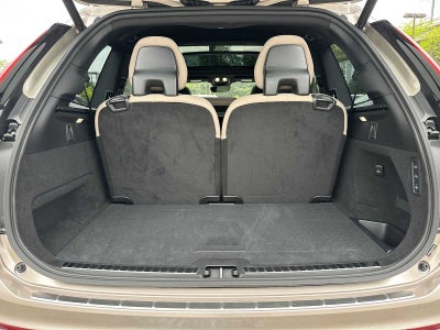 2026 Volvo XC90 Plug-In Hybrid Plus