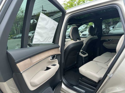 2026 Volvo XC90 Plug-In Hybrid Plus