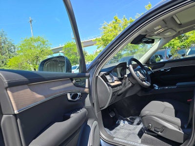 2026 Volvo XC90 Plug-In Hybrid Plus