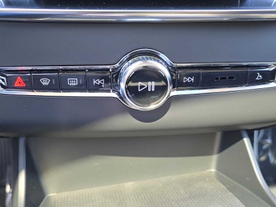 2026 Volvo XC90 Plug-In Hybrid Plus