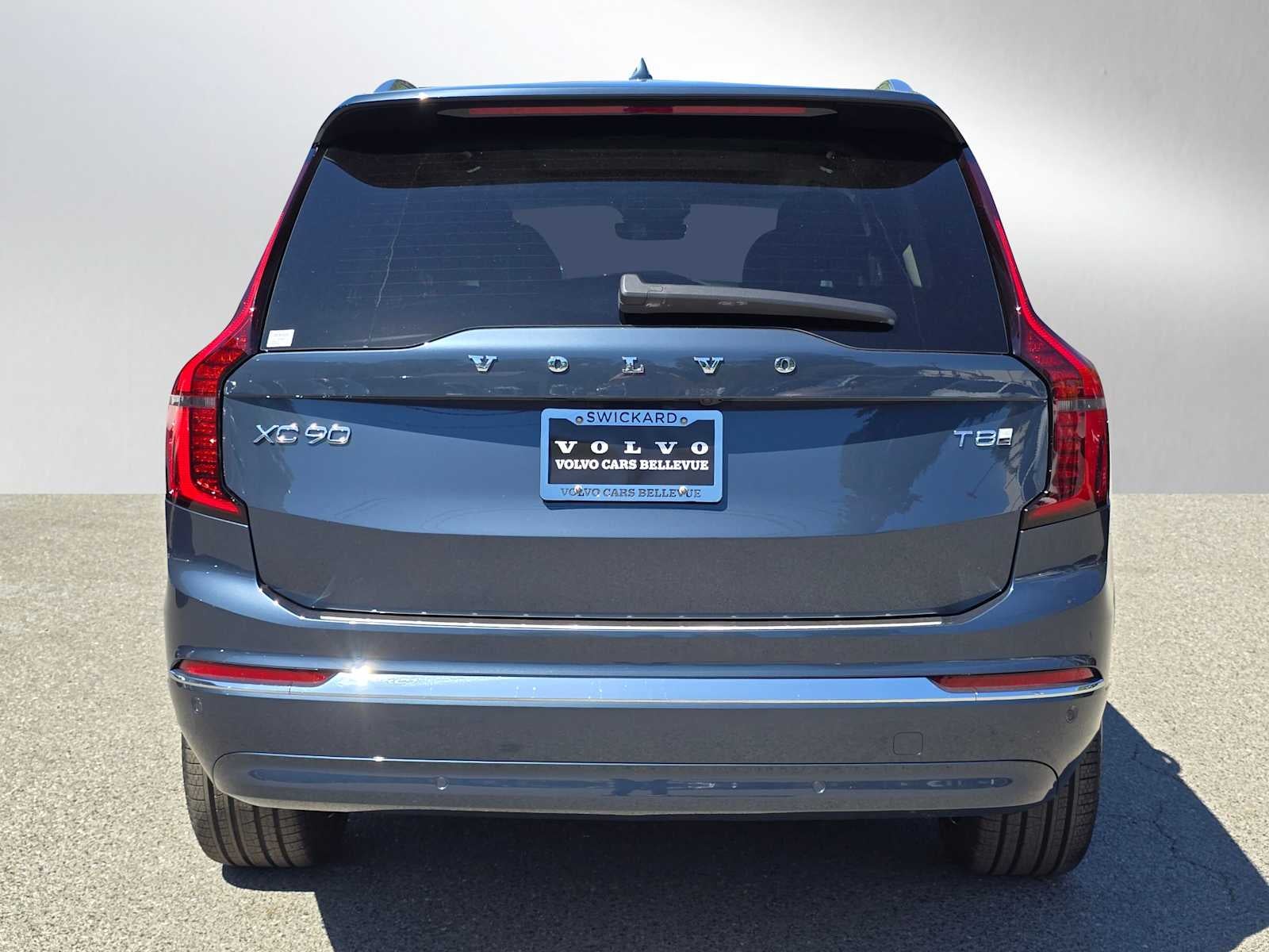 2026 Volvo XC90 Plug-In Hybrid Plus