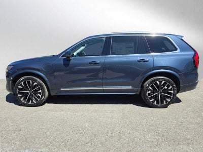 2026 Volvo XC90 Plug-In Hybrid Plus