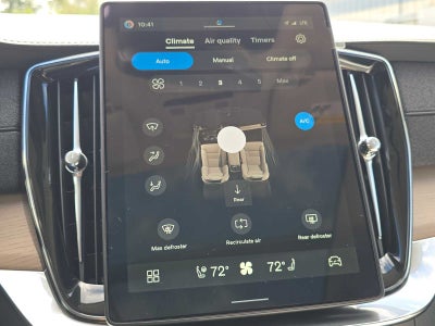 2026 Volvo XC90 Plug-In Hybrid Plus
