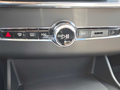 2026 Volvo XC90 Plug-In Hybrid Plus