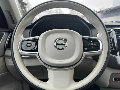 2025 Volvo XC90 Plug-In Hybrid Plus