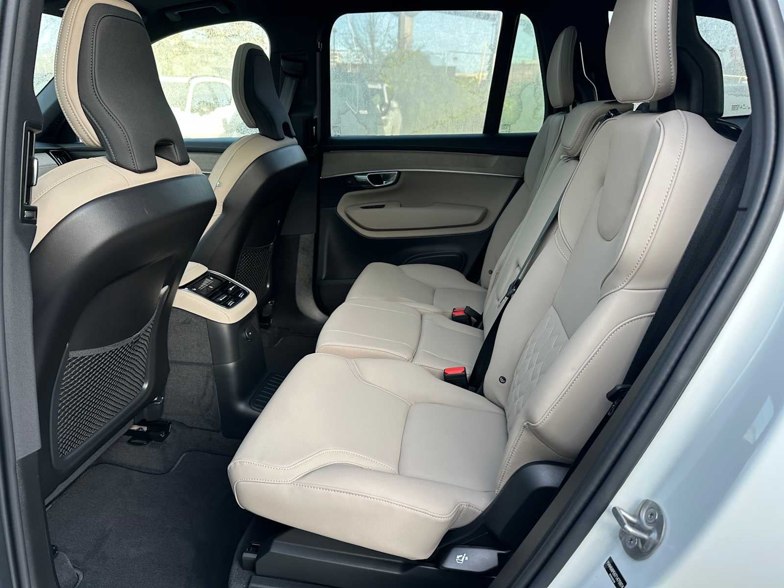 2026 Volvo XC90 Plug-In Hybrid Plus