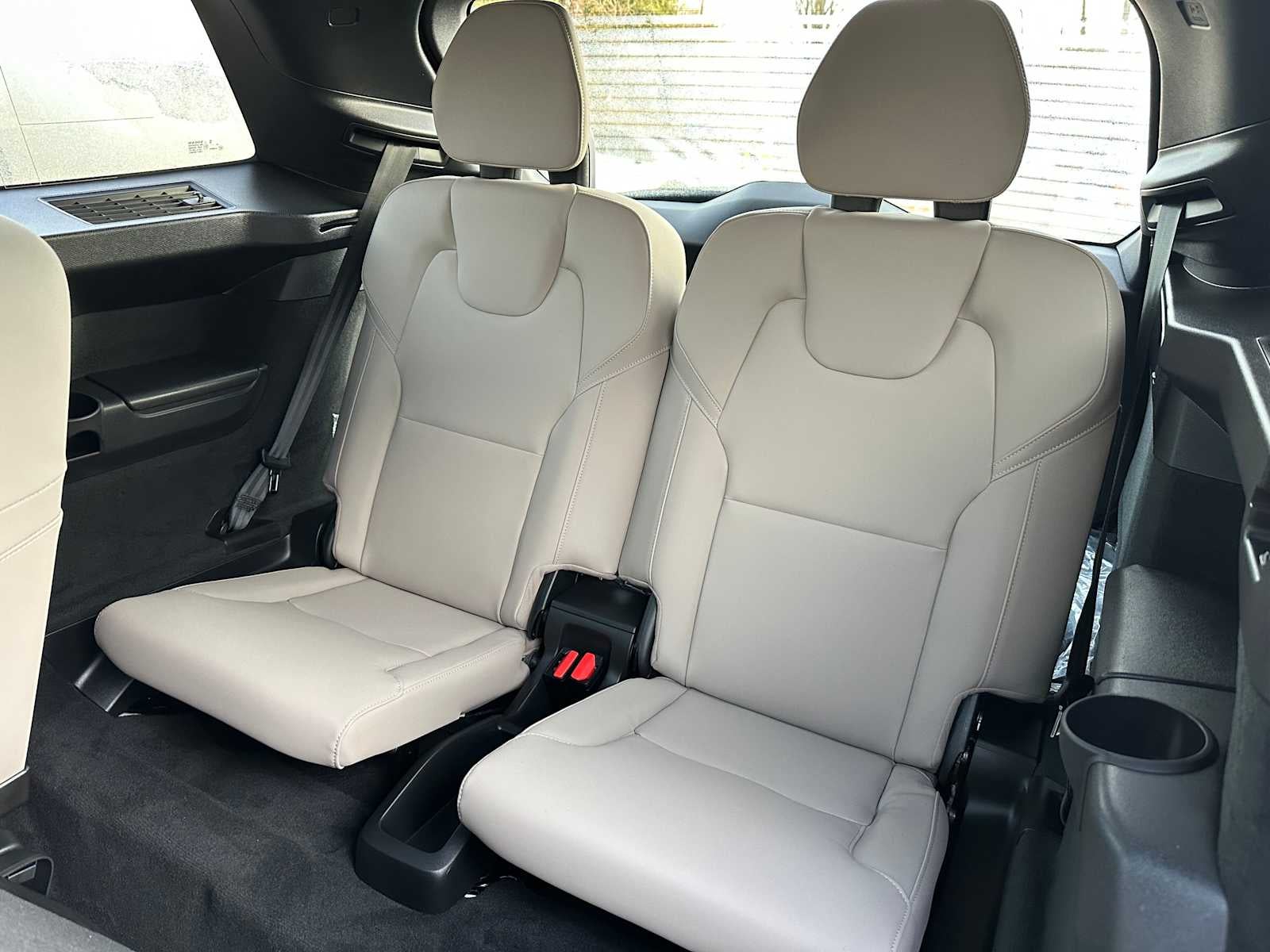 2026 Volvo XC90 Plug-In Hybrid Plus