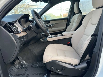 2026 Volvo XC90 Plug-In Hybrid Plus