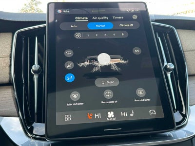 2026 Volvo XC90 Plug-In Hybrid Plus