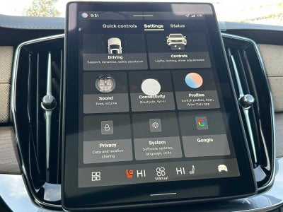 2026 Volvo XC90 Plug-In Hybrid Plus