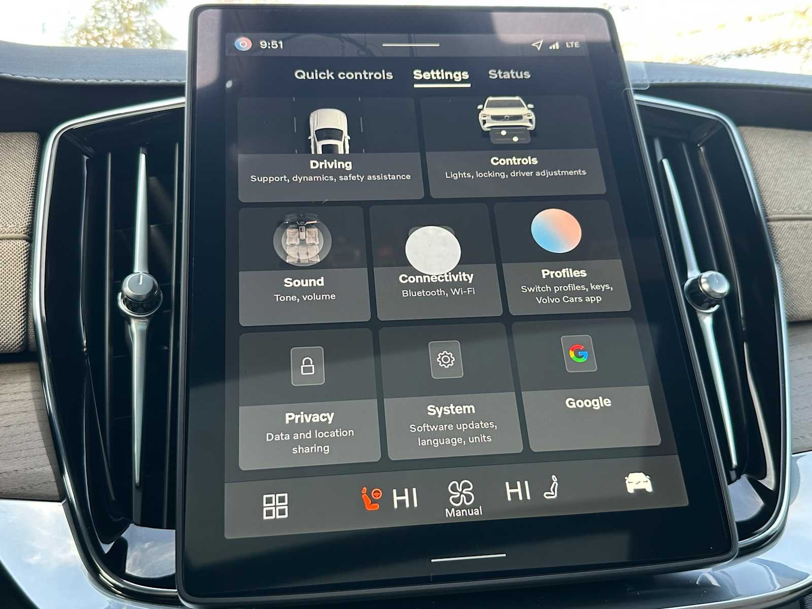 2026 Volvo XC90 Plug-In Hybrid Plus