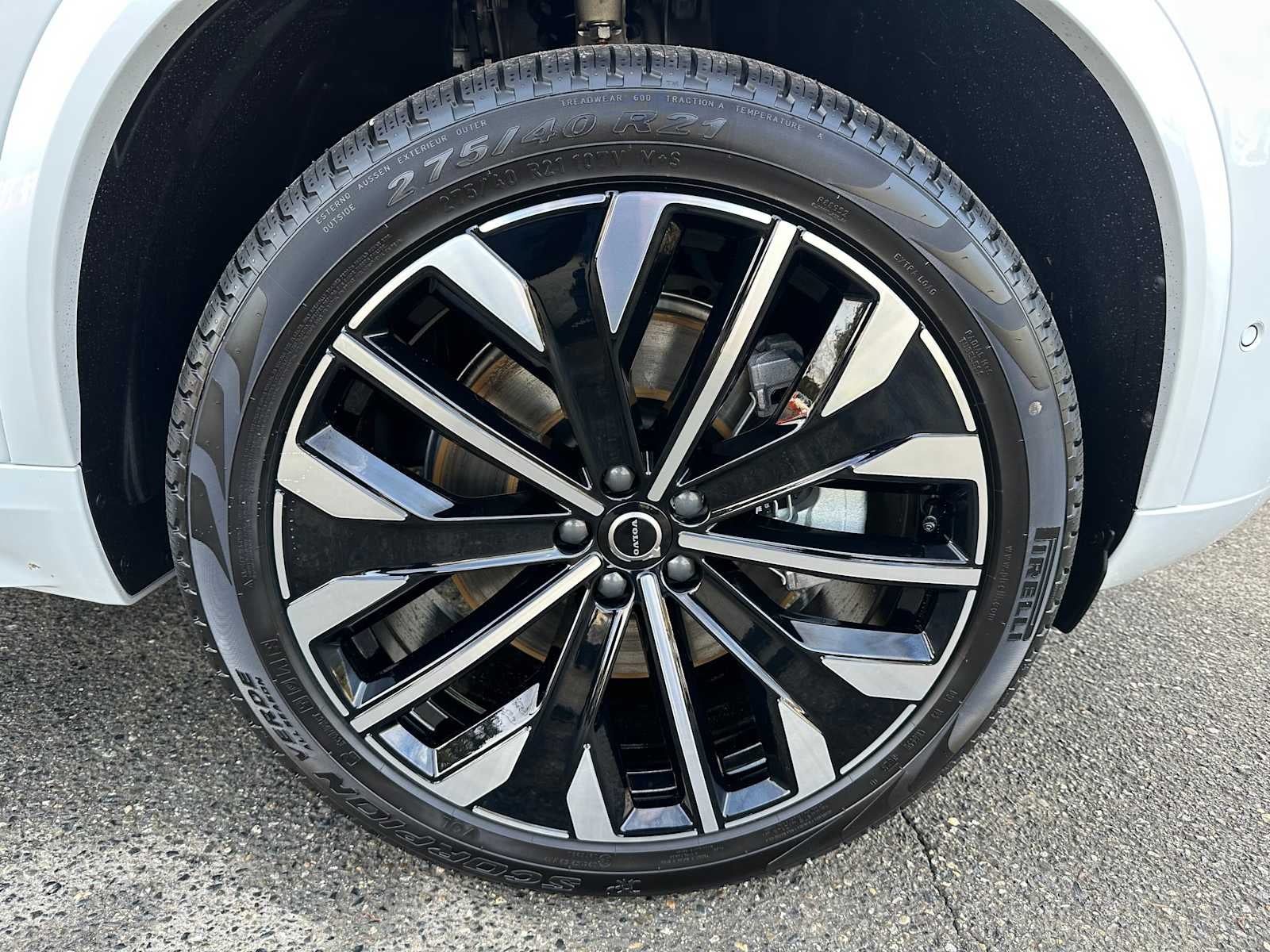 2026 Volvo XC90 Plug-In Hybrid Plus