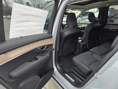 2026 Volvo XC90 Plug-In Hybrid Plus