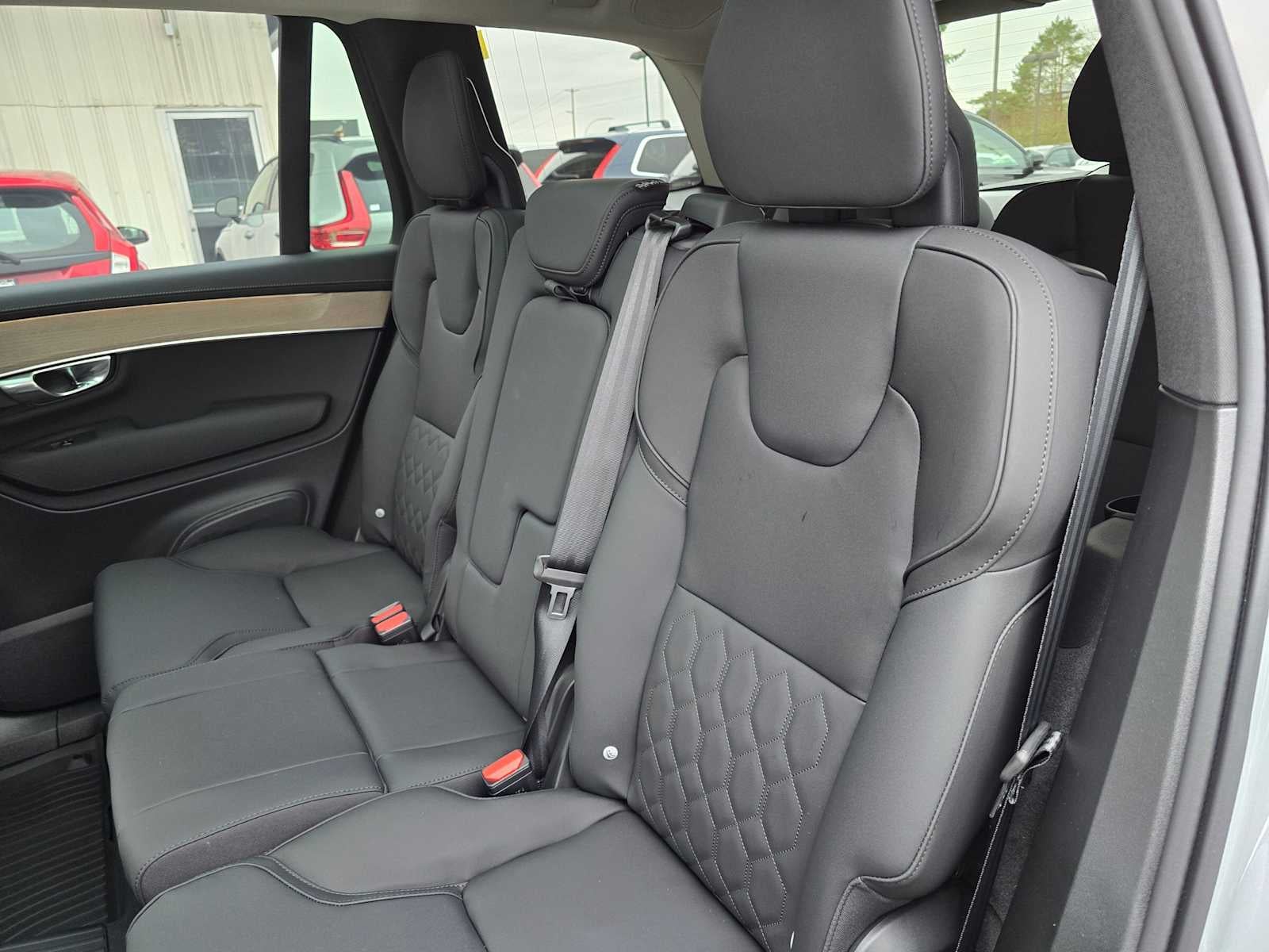 2026 Volvo XC90 Plug-In Hybrid Plus