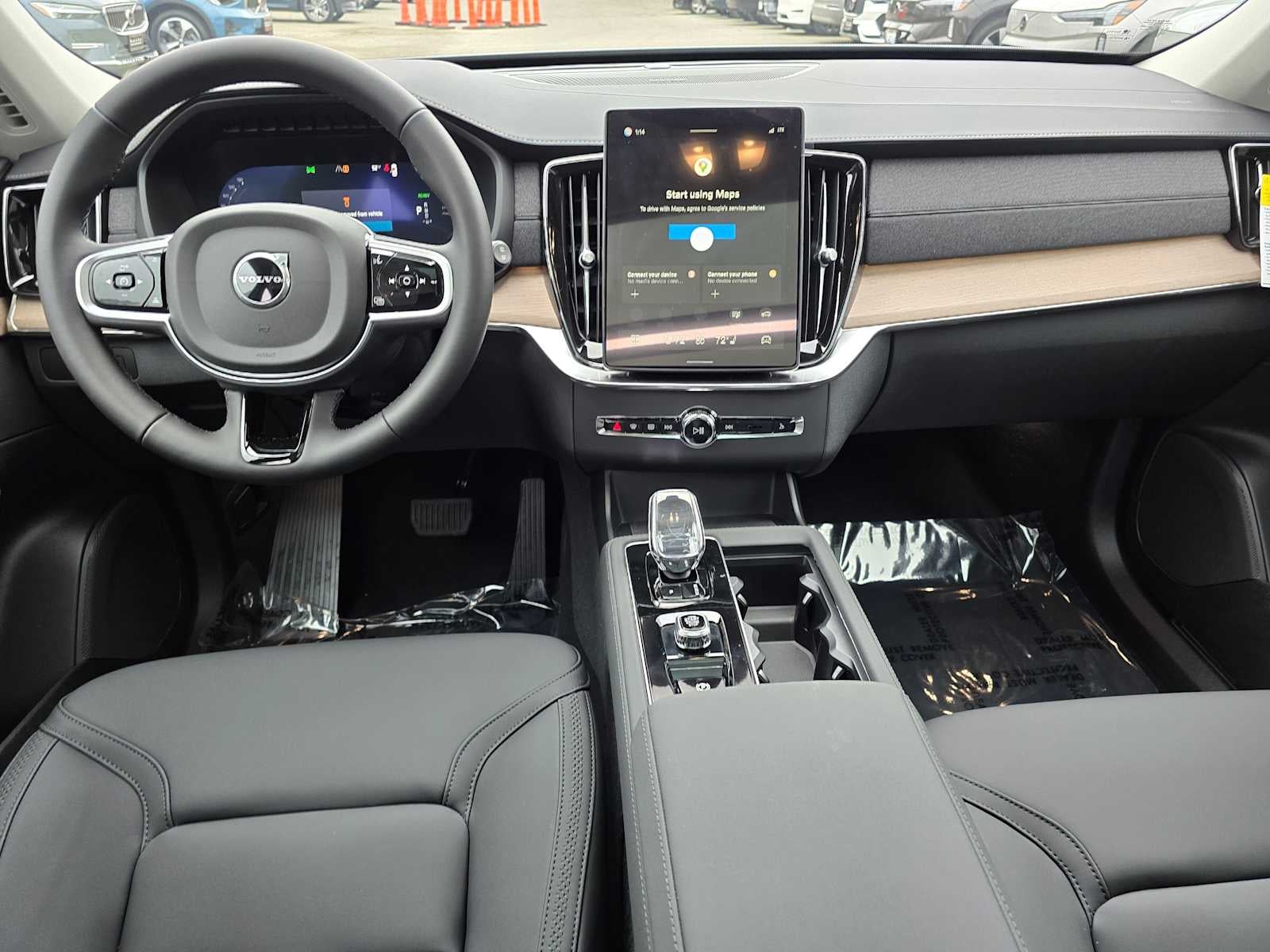 2026 Volvo XC90 Plug-In Hybrid Plus