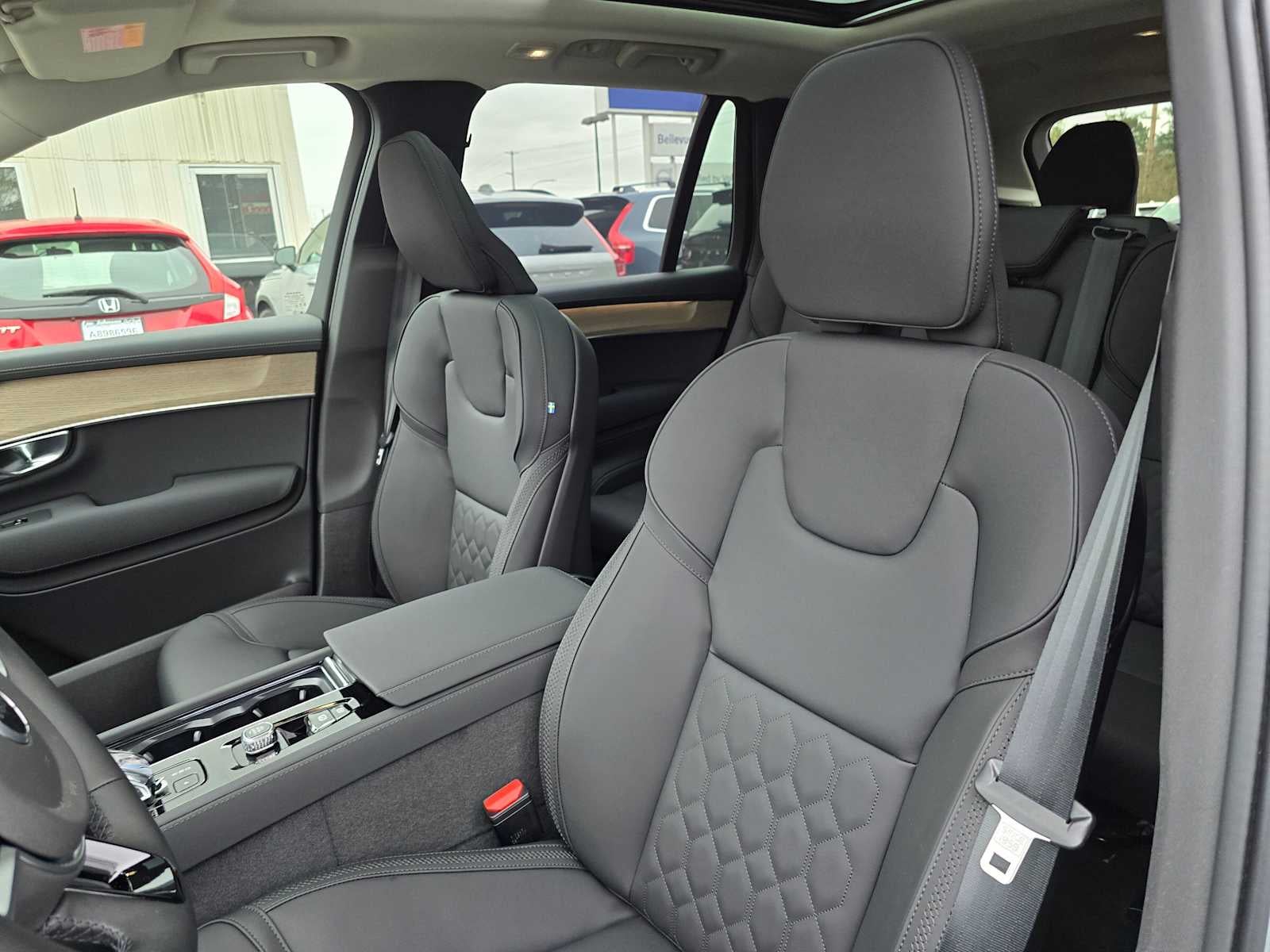 2026 Volvo XC90 Plug-In Hybrid Plus