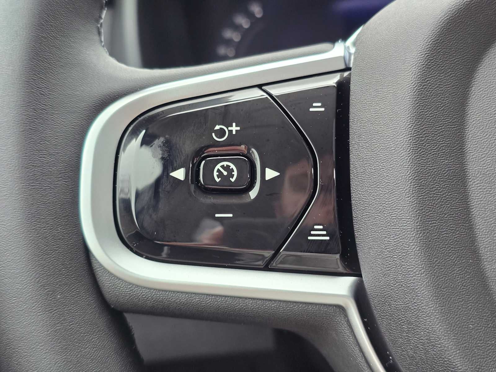 2026 Volvo XC90 Plug-In Hybrid Plus