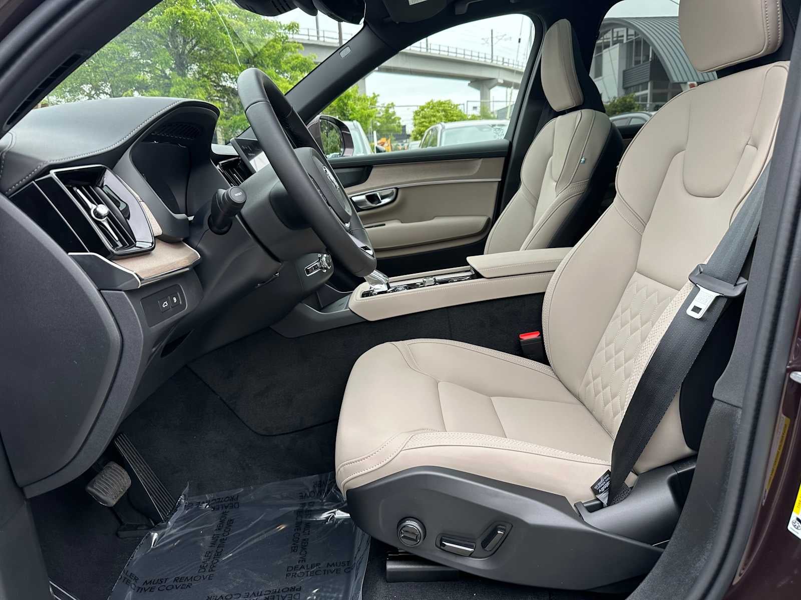 2026 Volvo XC90 Plug-In Hybrid Plus