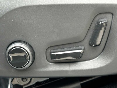 2026 Volvo XC90 Plug-In Hybrid Plus