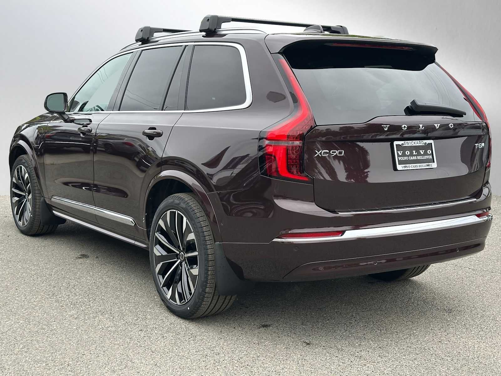 2026 Volvo XC90 Plug-In Hybrid Plus