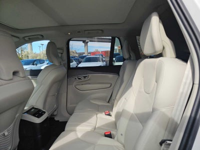 2025 Volvo XC90 Plug-In Hybrid Plus
