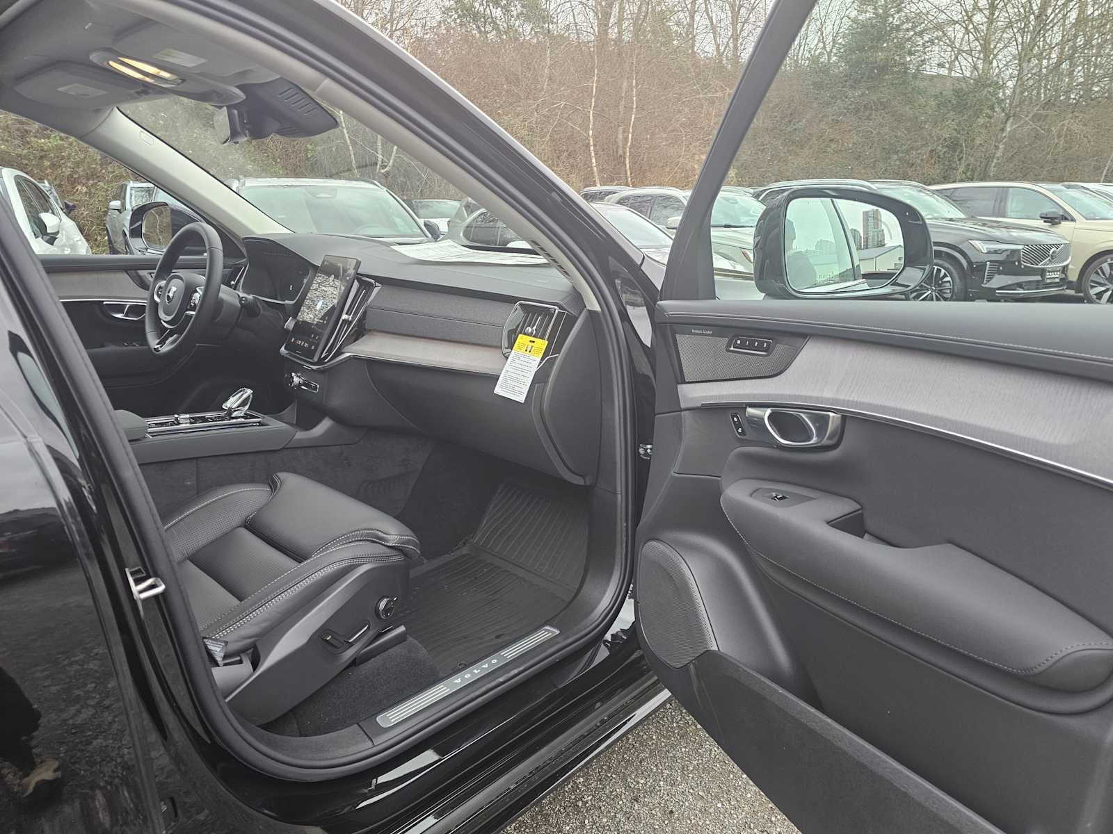 2026 Volvo XC90 Plug-In Hybrid Ultra