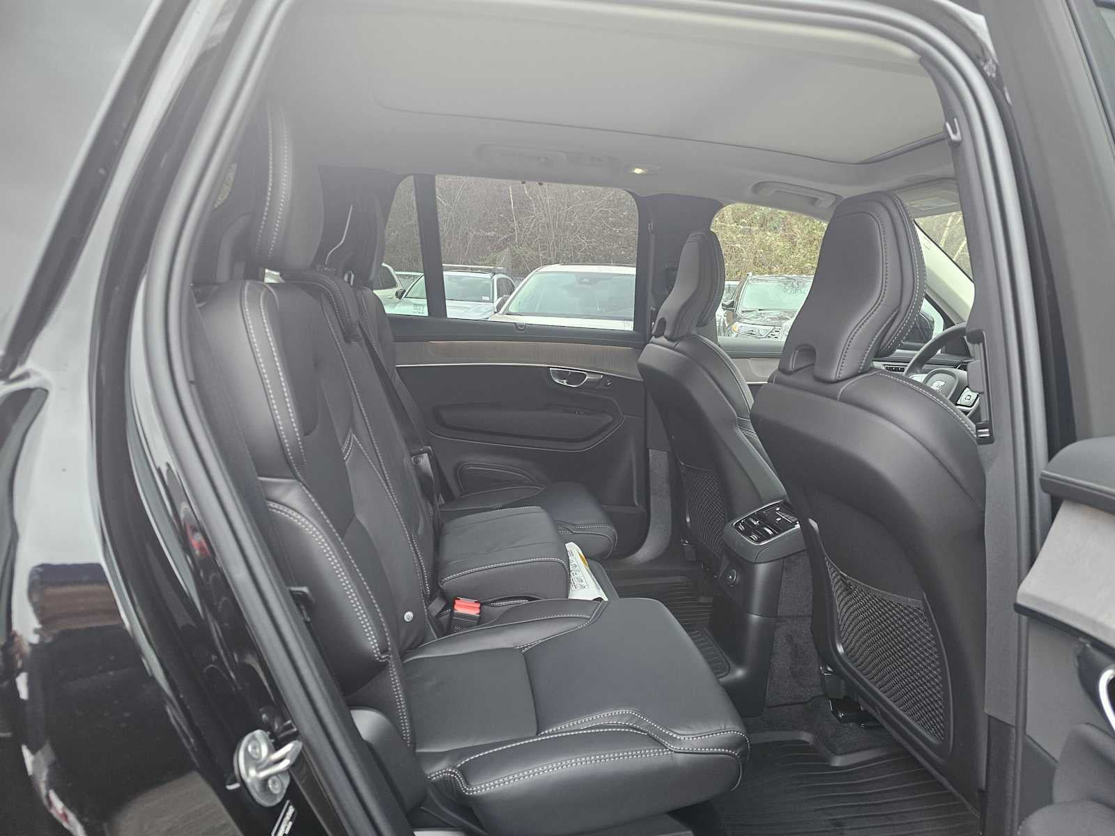 2026 Volvo XC90 Plug-In Hybrid Ultra