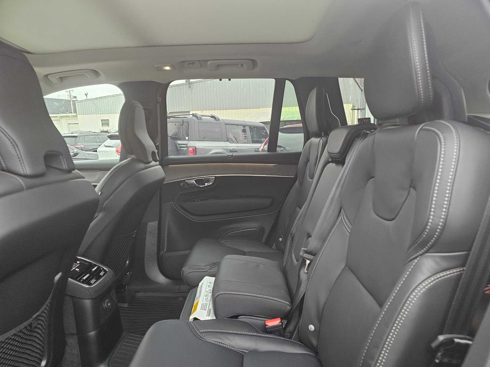 2026 Volvo XC90 Plug-In Hybrid Ultra