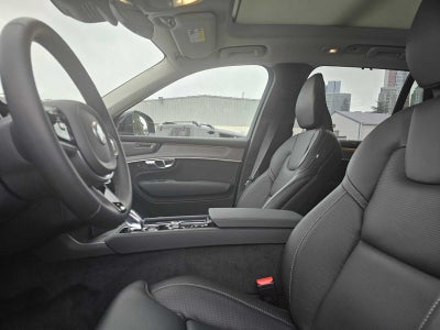 2026 Volvo XC90 Plug-In Hybrid Ultra