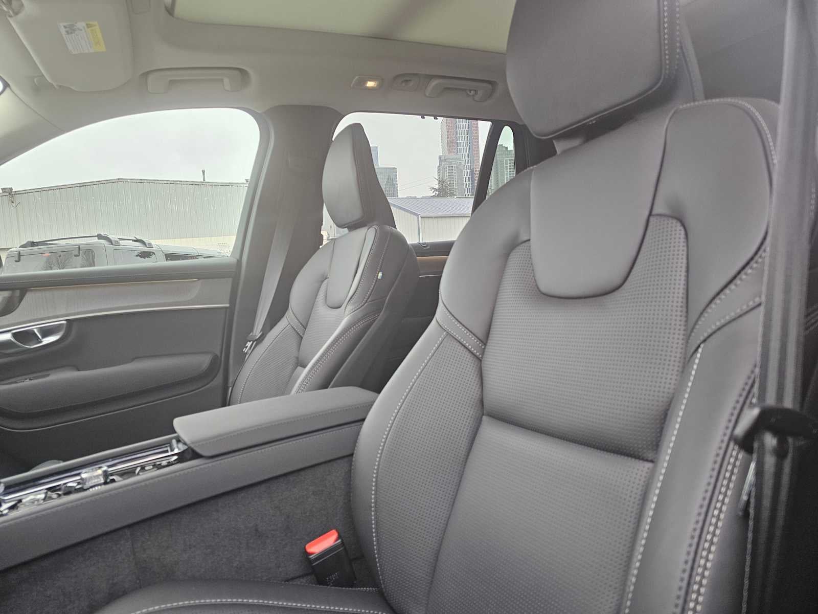 2026 Volvo XC90 Plug-In Hybrid Ultra