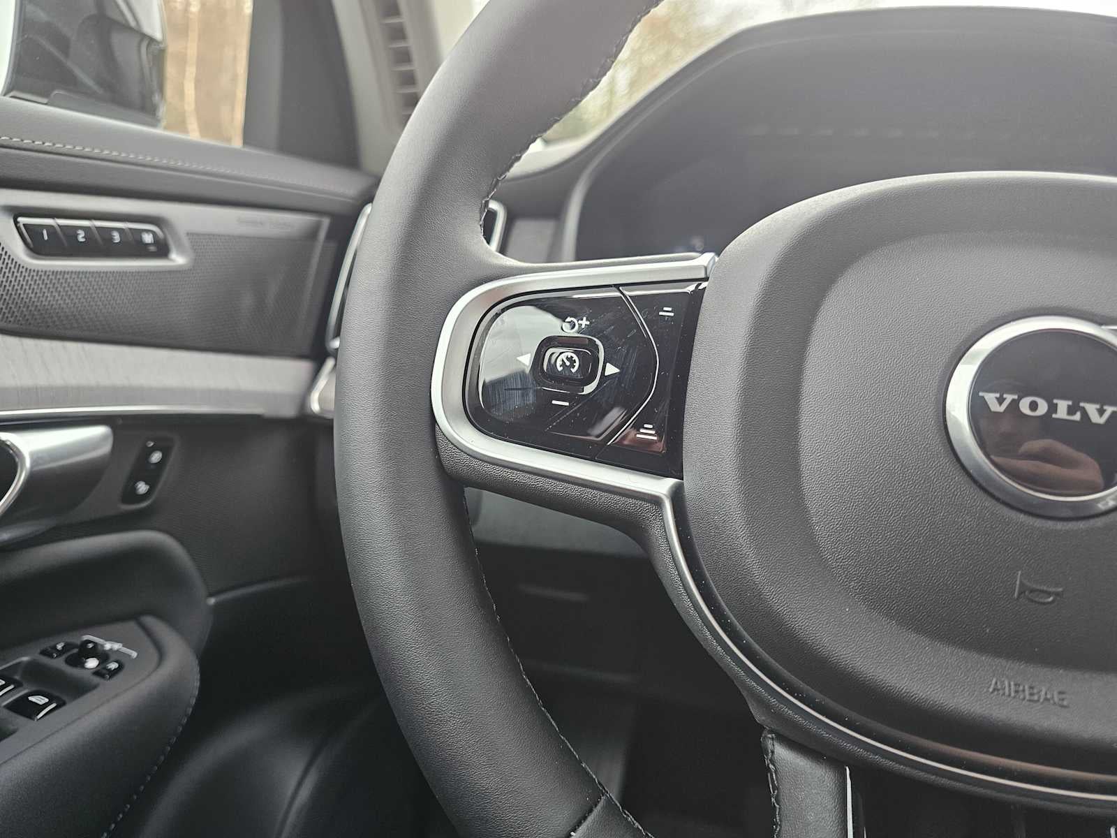 2026 Volvo XC90 Plug-In Hybrid Ultra