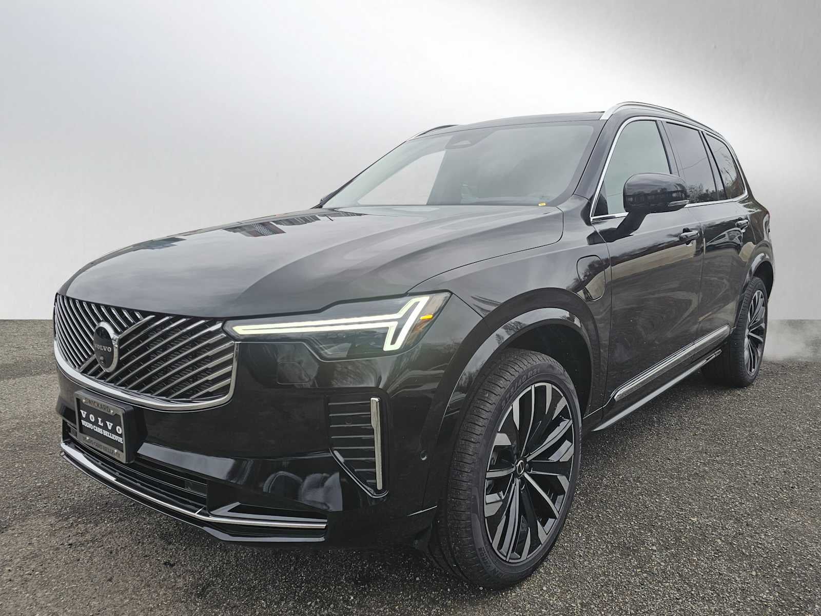 2026 Volvo XC90 Plug-In Hybrid Ultra