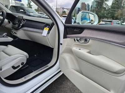 2026 Volvo XC90 Plug-In Hybrid Ultra