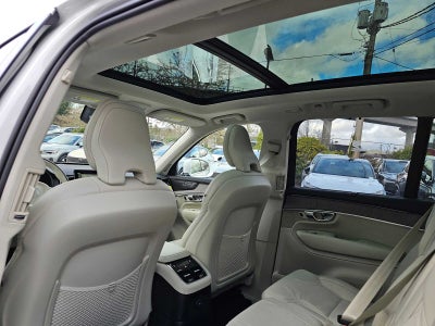 2026 Volvo XC90 Plug-In Hybrid Ultra